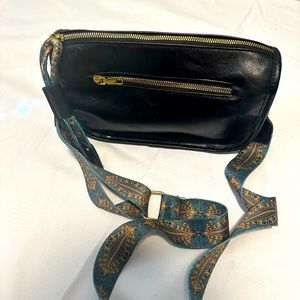 Black crossbody purse
